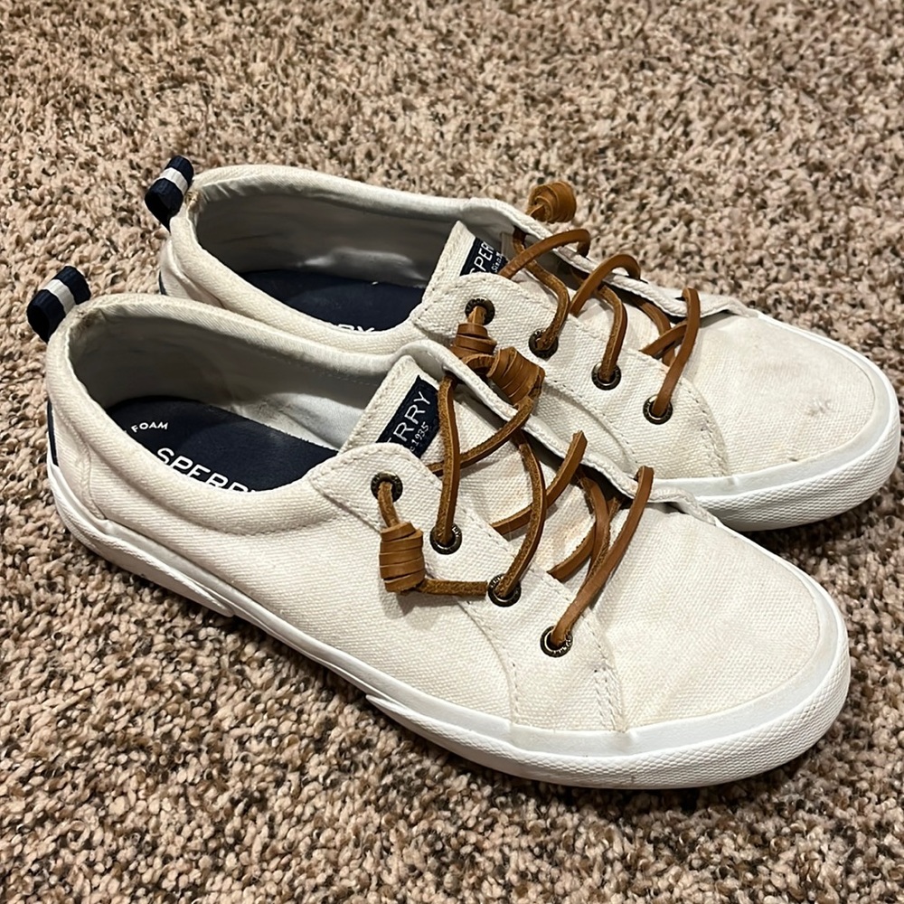 Sperry Sneaker